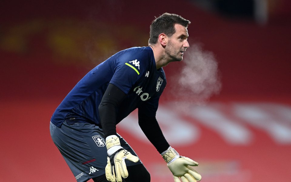 Манчестър Юнайтед обяви трансфера на вратаря Том Хийтън. 35-годишният страж