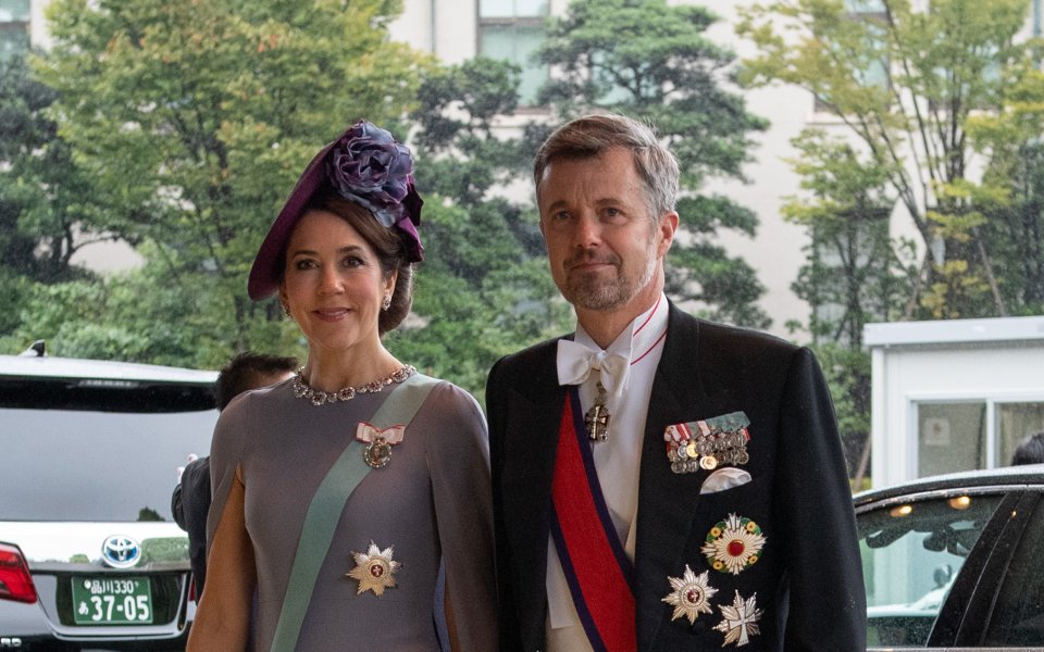 Датски аристократи ще гледат на живо Англия - Дания