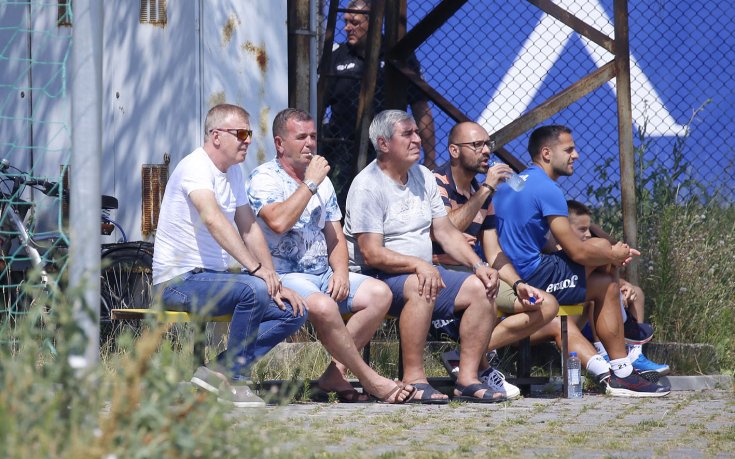 Вижте кой върна усмивката на Сираков на 