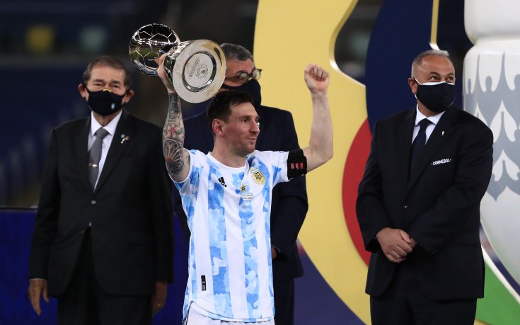 Меси: Благодаря на Бог, че съм аржентинец