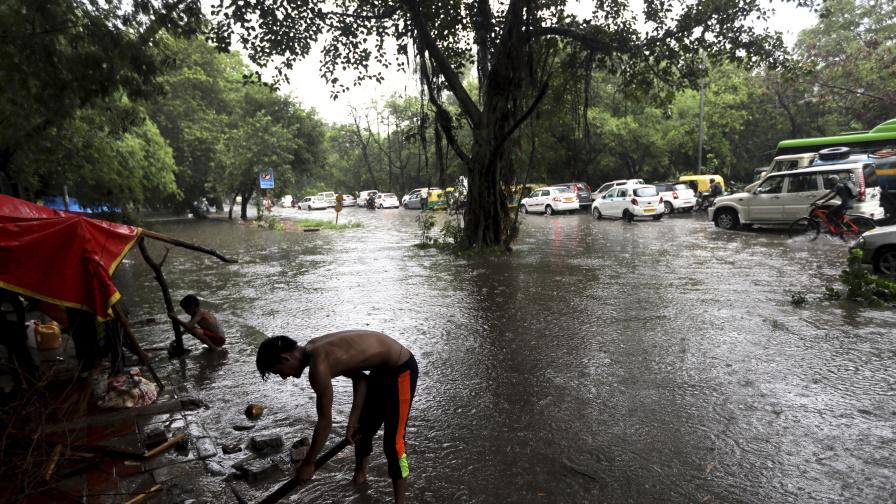 Индия наводнения