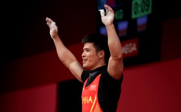 Китаецът Фабин Ли стана олимпийски шампион по вдигане на тежести