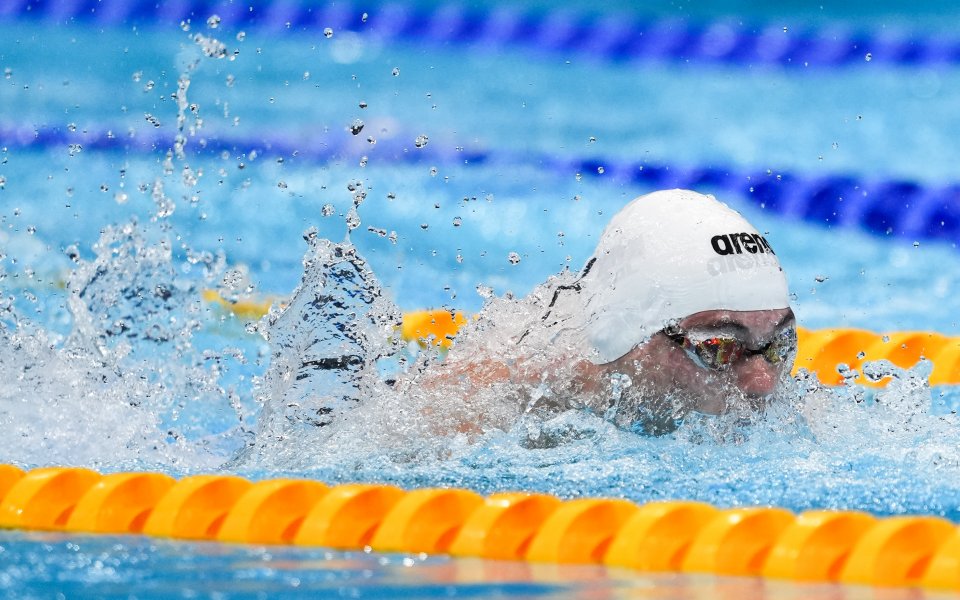 Антъни Иванов пропусна да се класира за 1/2-финалите на 200