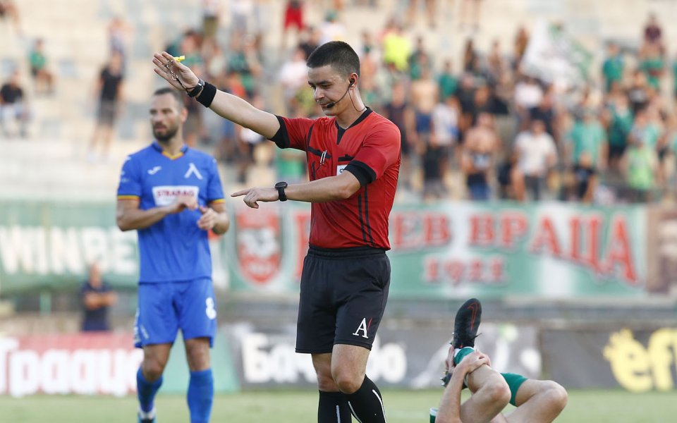 Съдийската комисия към БФС определи реферите за мачовете от 13-ия