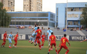 Дунав Русе победи с 2 1 с втория отбор на румънския