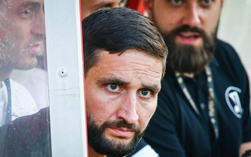 Наставникът на Локомотив Пловдив Александър Тунчев похвали футболистите си за
