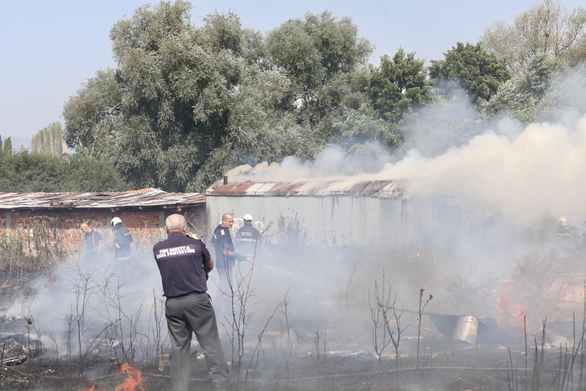 <p>Пожар в София на Околовръстното шосе</p>