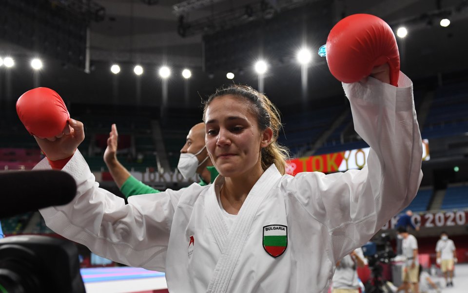 Лидерът на партия &bdquo;Има такъв народ&ldquo; Слави Трифонов изригна с