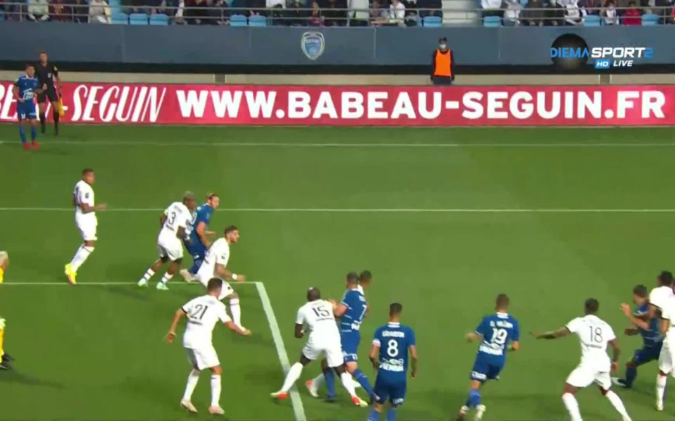 Само 10 минути бяха необходими на отбора на Филип Кръстев