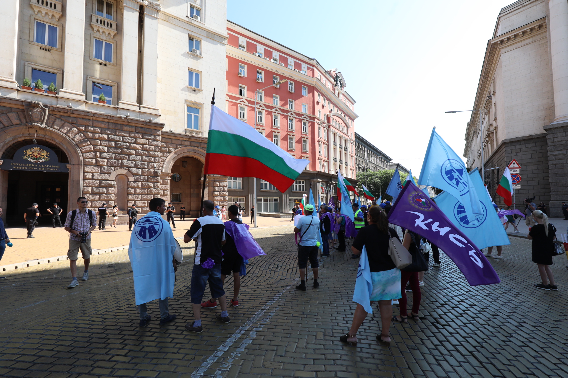 Протест на служители на "АМ-Черно море"