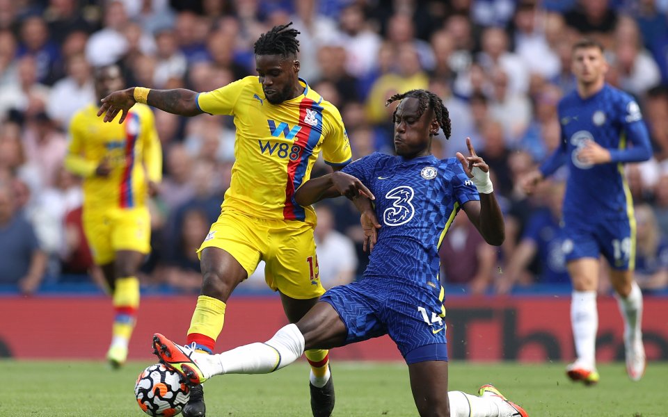 Отборите на Челси и Кристъл Палас играят при