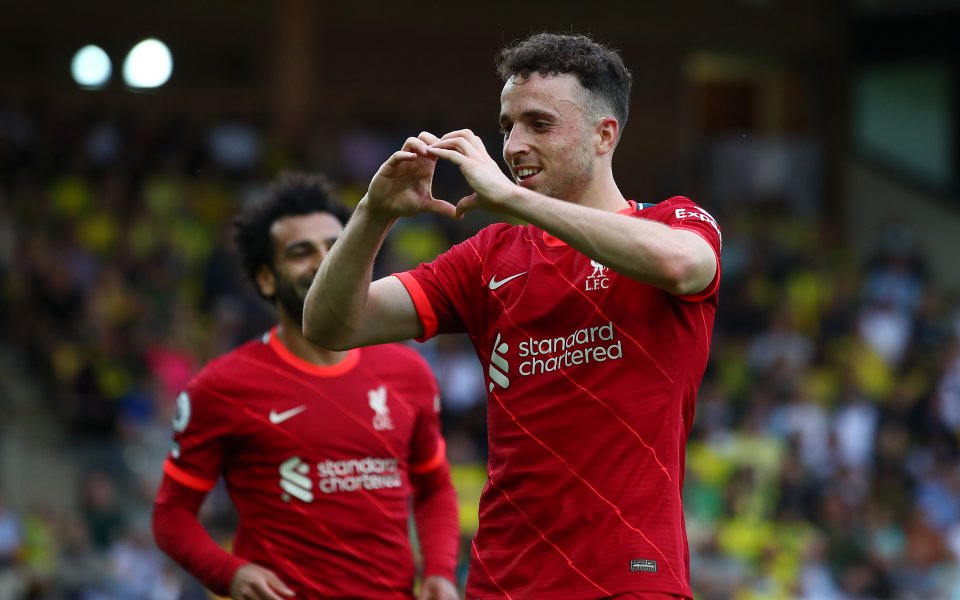 Отборите на Норич Сити и Ливърпул играят при