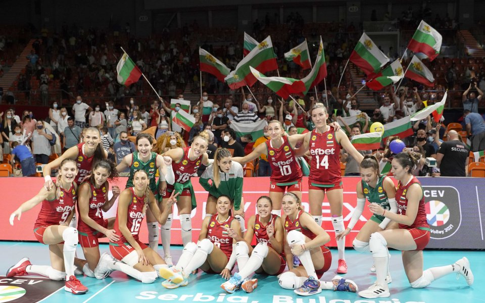 Националният отбор на България по волейбол за жени отнесе Испания
