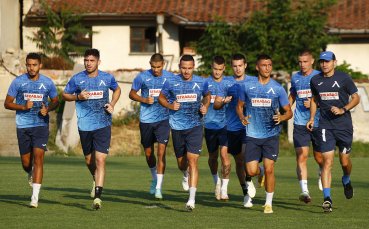 Левски се похвали със 17 футболисти с повиквателни за националните