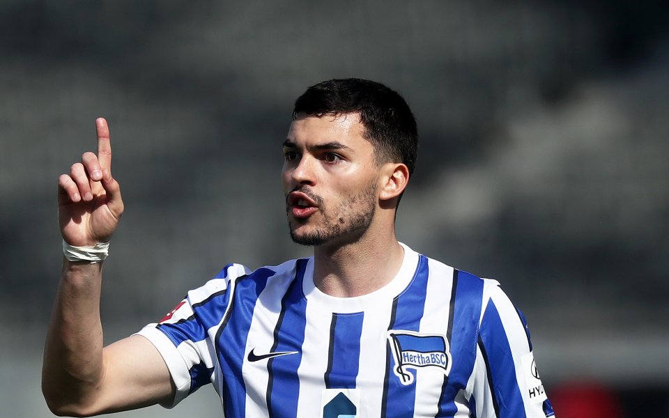 Сръбският нападател на Олимпик Марсилия Неманя Радонич ще играе през