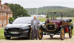 <p>От Model T до Mustang Mach-E за 101-годишен фен на Ford</p>