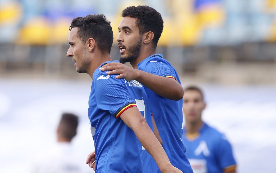 Отборът на Левски продължава с тренировъчните занимания преди подновяването на