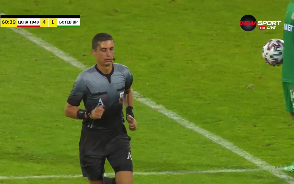 В 59-ара минута Ивайло Чочев бележи красиво попадение с далечен