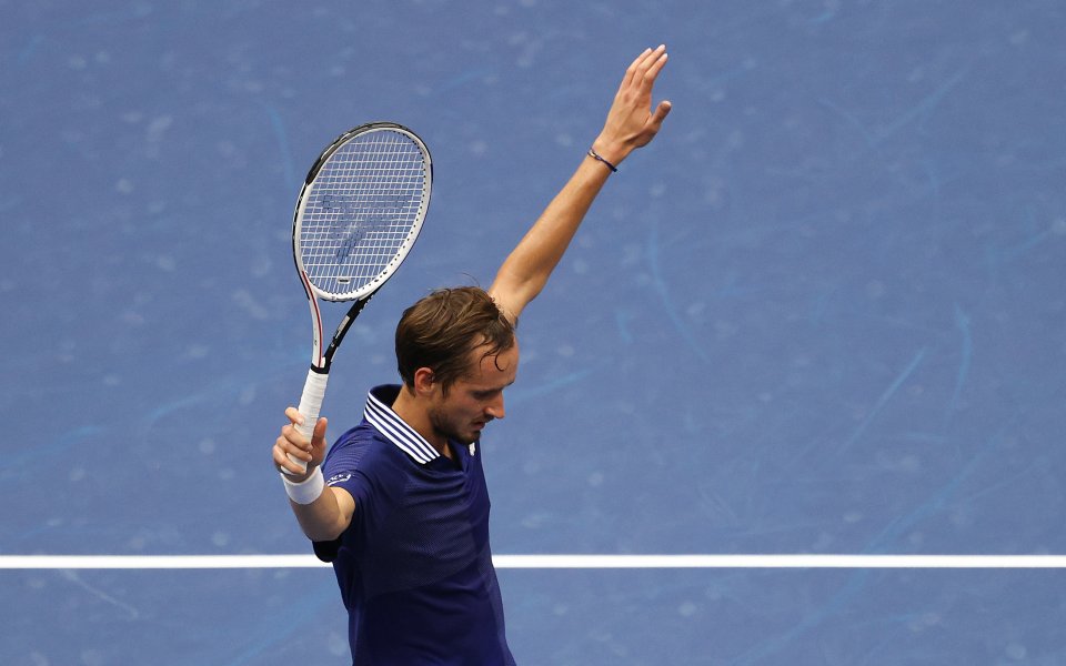 Даниил Медведев отхвърли шансовете си да превземе върха от световния