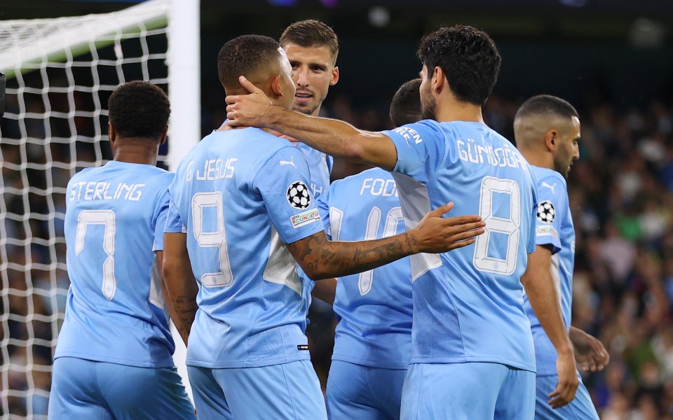 Първенецът на Англия Манчестър Сити надигра с 6:3 на своя