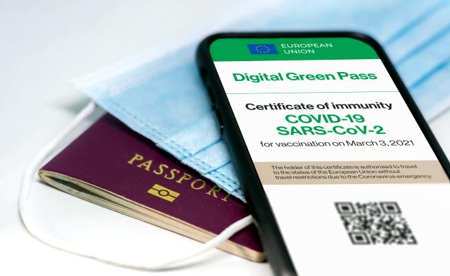 ЕС с нови правила за пътуване и зелените сертификати
