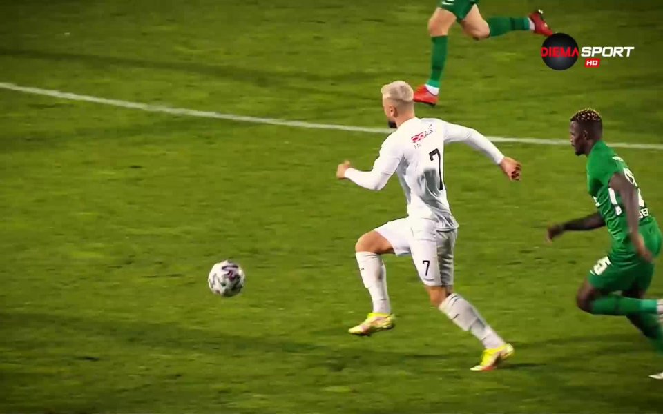 Голът на Тони Тасев срещу Лудогорец