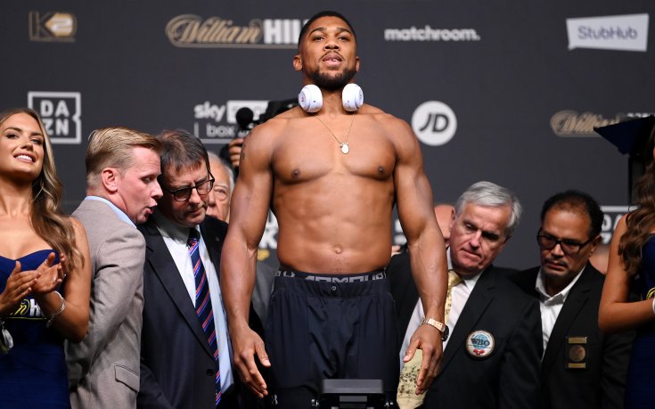 Антъни Джошуа обяви: Искам си титлите