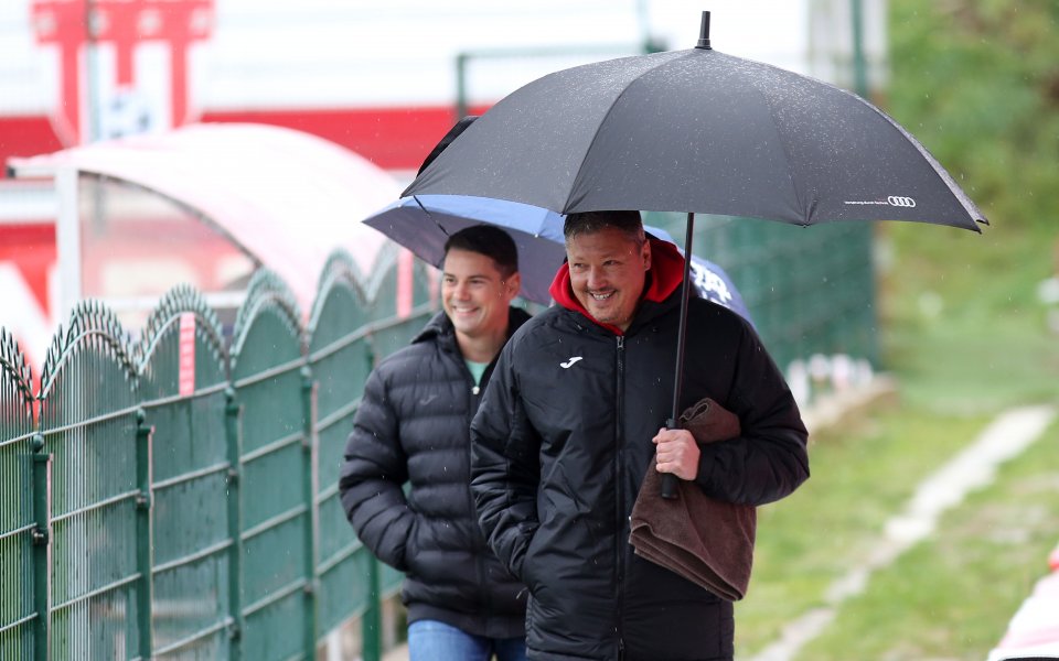 Любослав Пенев все още има действащ договор с ЦСКА. По