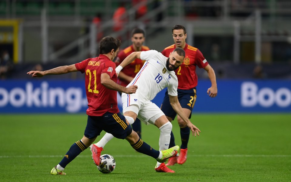 Франция и Испания играят при резултат