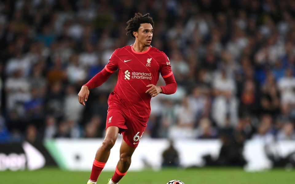 Защитникът на Ливърпул Трент Александър-Арнолд се е възстановил от травмата