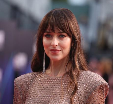 Дакота Джонсън определено не се нуждае от специална подготовка за