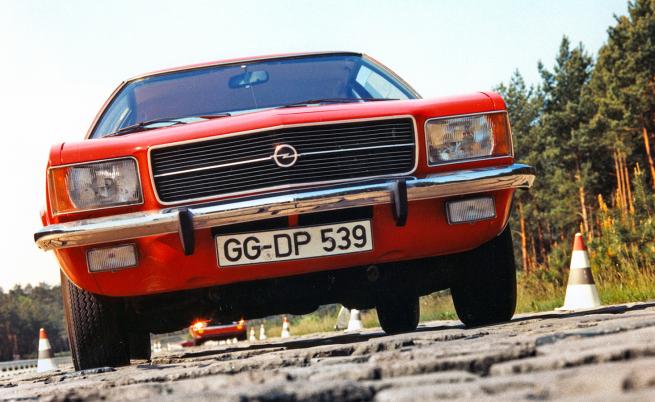 Студени досиета: Opel Rekord D в очакване на 50-годиншния си юбилей