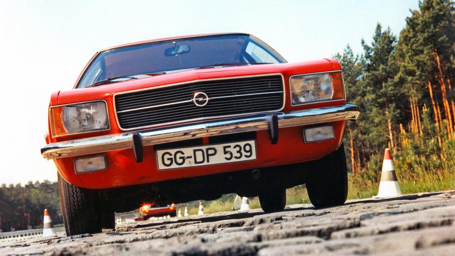 Студени досиета: Opel Rekord D в очакване на 50-годиншния си юбилей