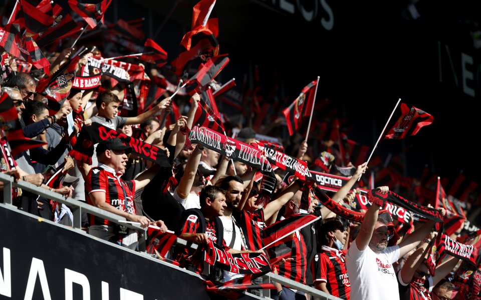 Отборът на Ница победи Лион с 3:2 в мач от