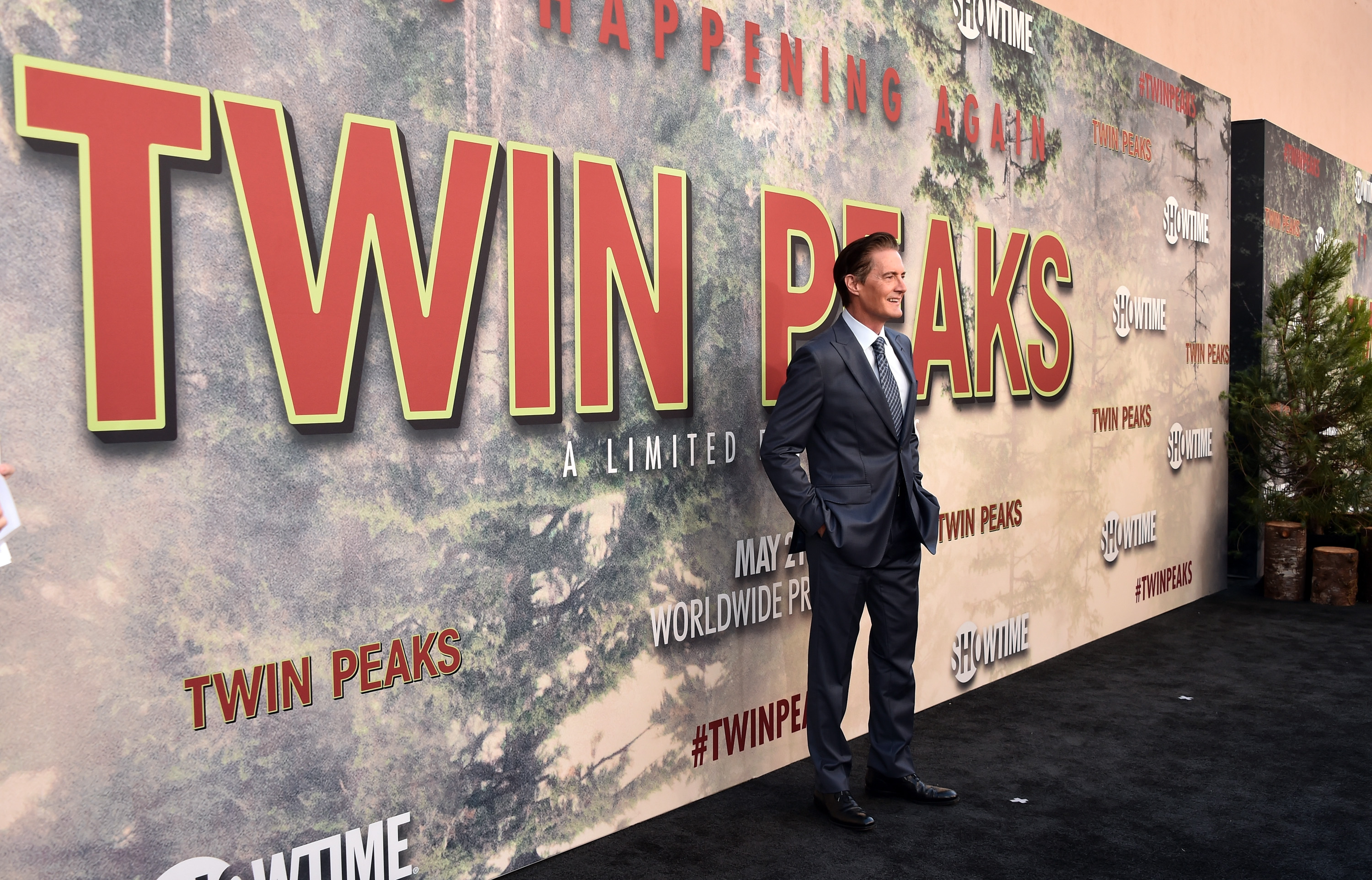 <p>13. &quot;Twin Peaks: The Return&quot; (2017)</p>