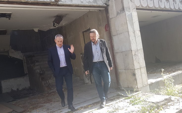 Спортният министър огледа „Червено знаме” и обсъди бъдещето на базата