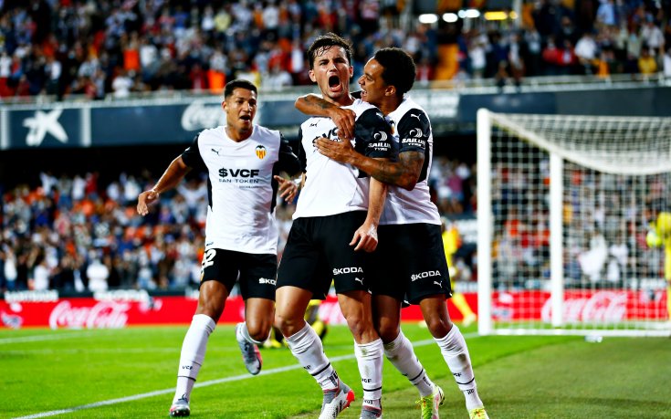 Валенсия задмина Барселона след успех над Виляреал