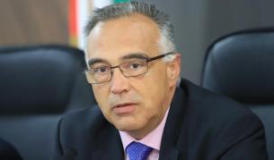 Антон Кутев: Президентът може да подаде оставка преди назначаването на служебен кабинет