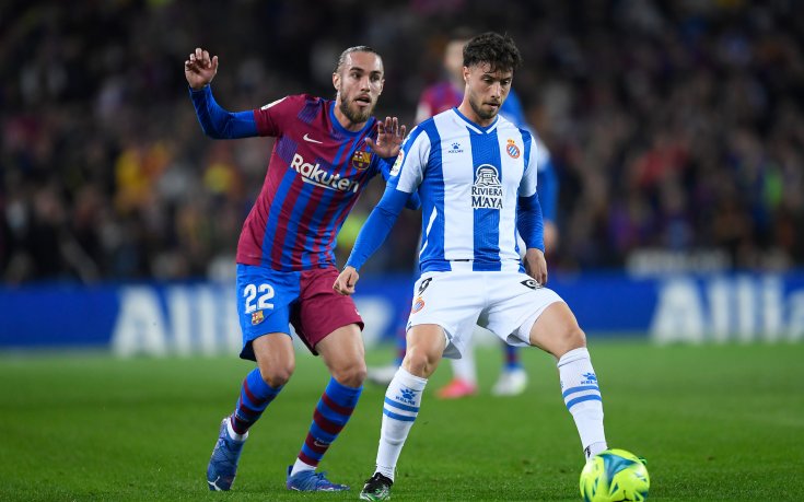 Шави дебютира с победа начело на Барселона