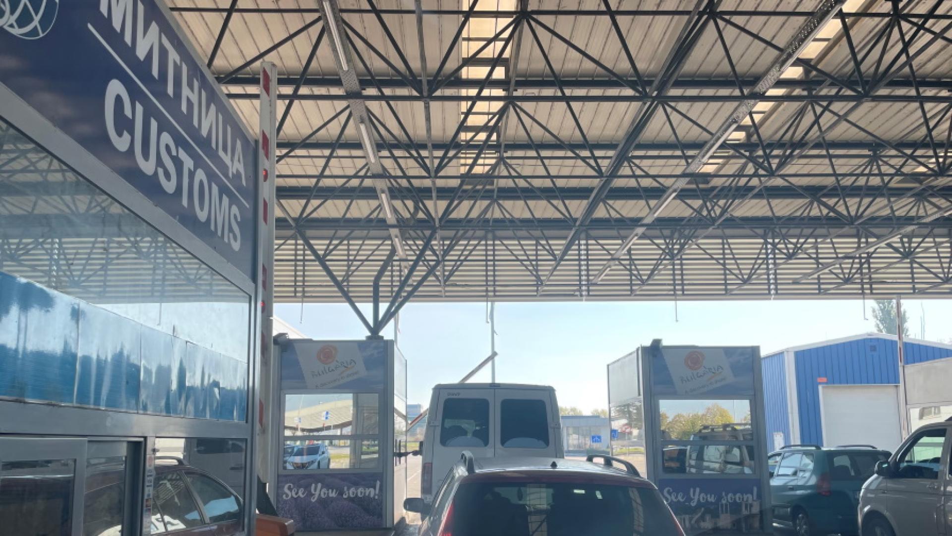 Агенция Митници успешно внедри и пусна в реална експлоатация новата