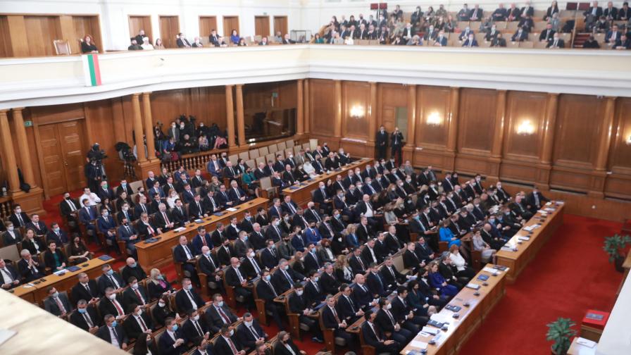 Внесоха в парламента проект за военна помощ за Украйна