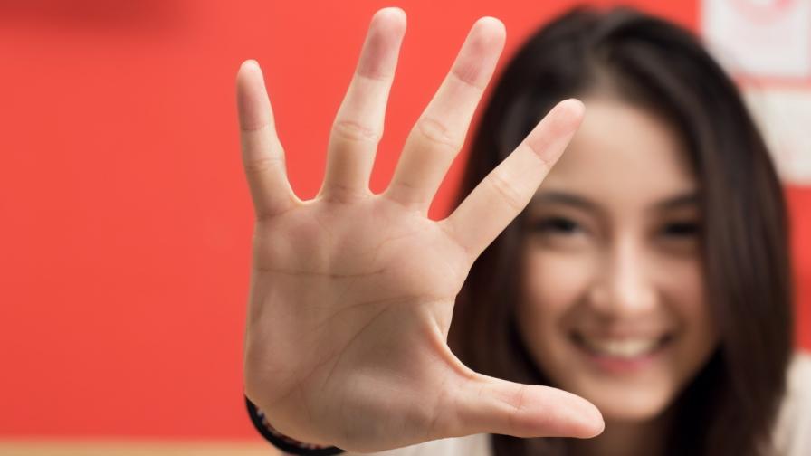<p>Какво разкрива дължината на пръстите при жените</p>