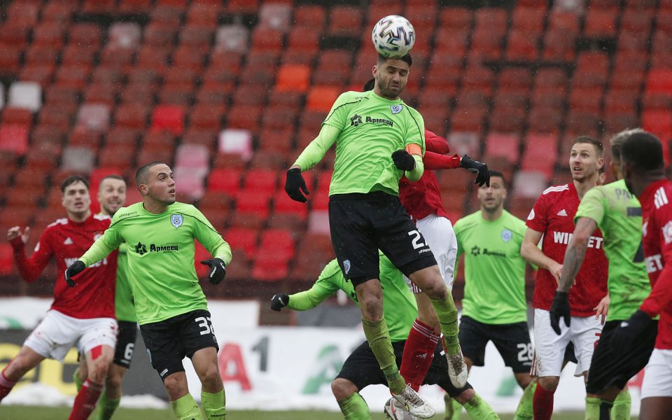 Играчът на Черно море Леандро Андраде ще напусне &ldquo;моряците&rdquo; и