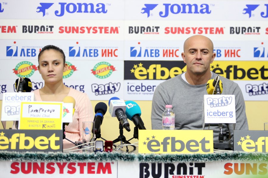 Награждаване на Ивет Горанова и Ангел Ленков за спортист и1