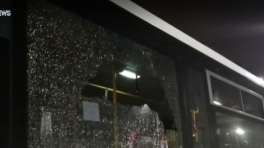 Стрелба по автобуси в центъра на Пловдив