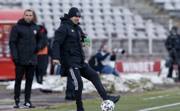 Треньорът на ЦСКА Стойчо Младенов говори след победата с 1