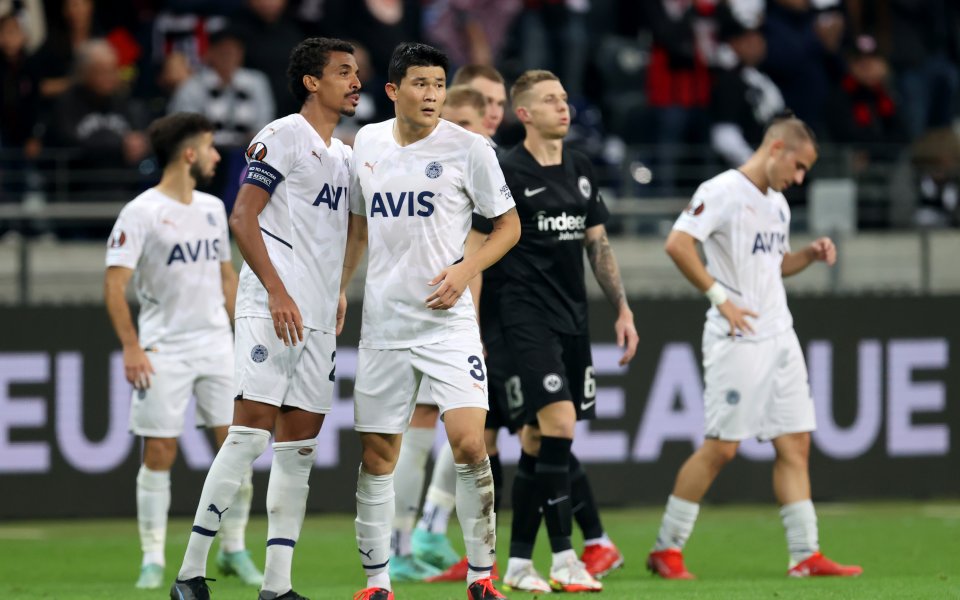 Наполи ще се опита да се подсили с нов централен