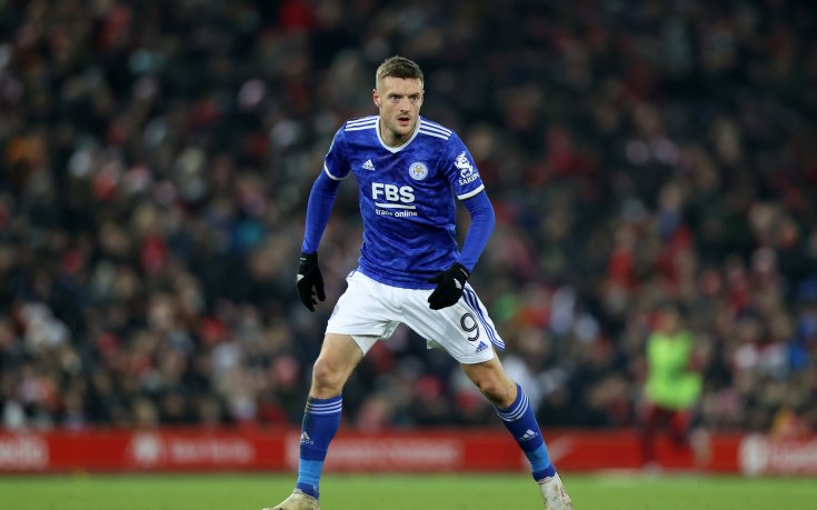 Манчестър Юнайтед обмисля шокиращ трансферен ход за Варди