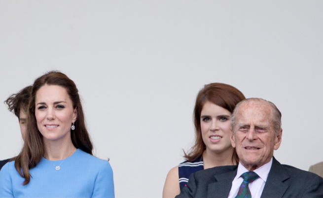  Херцогинята на Кеймбридж Катрин и принц Филип 