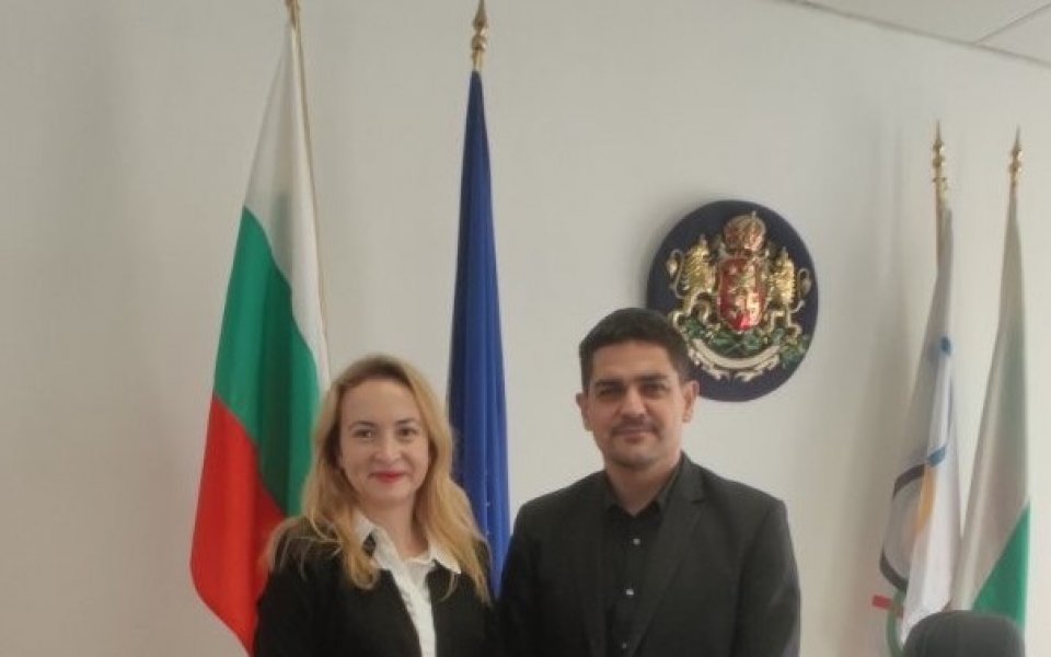 Министър Василев и гросмайстор Антоанета Стефанова обсъдиха проблемите на българския шахмат